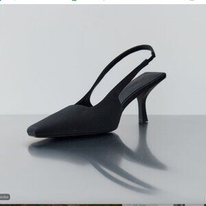 ST AGNI Paris Sling Back Kitten Heel size 7